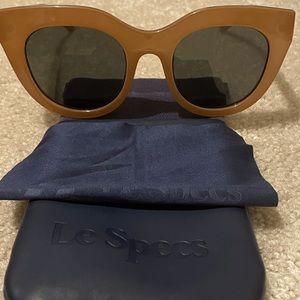 LeSpecs Air Heart Sunglasses w/cloth and case.